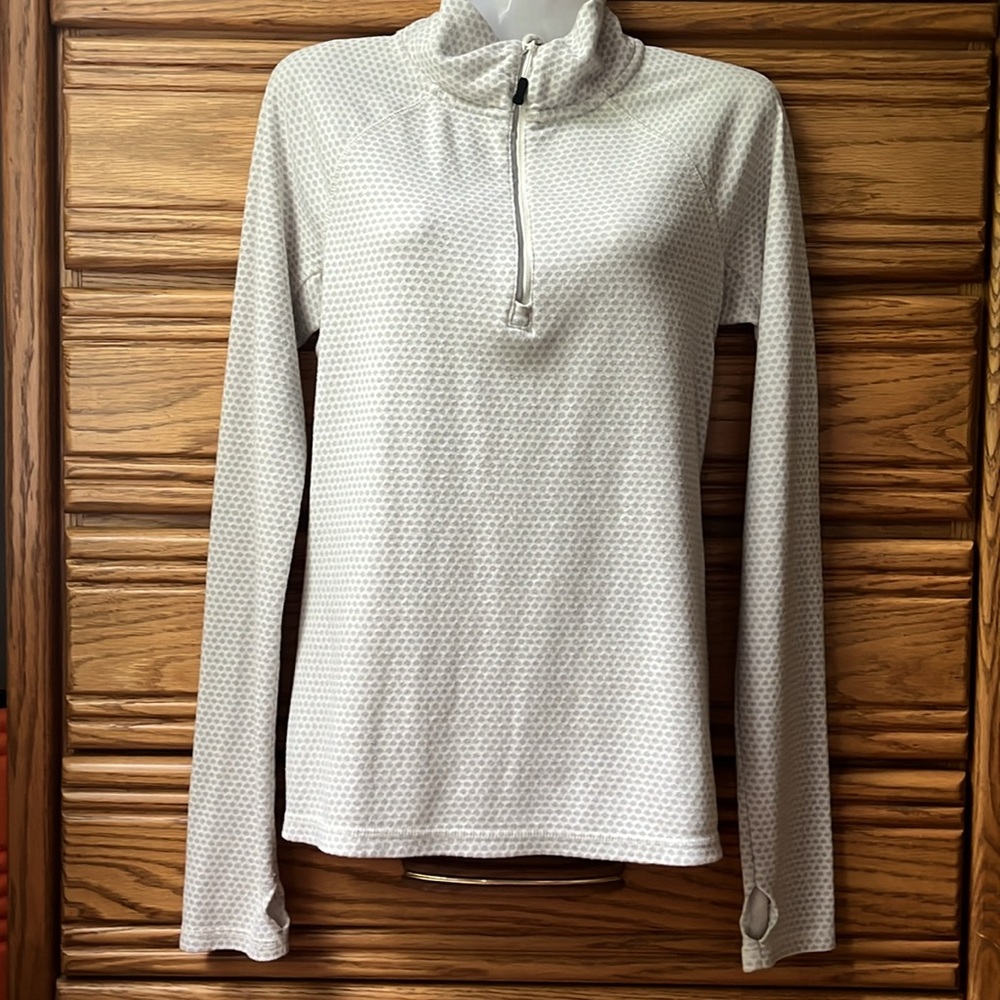 🛍️ Eddie Bauer • Half Zip Pull-on Long Sleeve Athletic Top • Women's size Medium